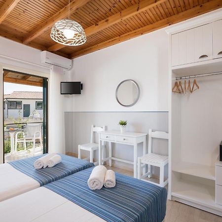 Bella Vista Beach Hotel Benitses  Extérieur photo